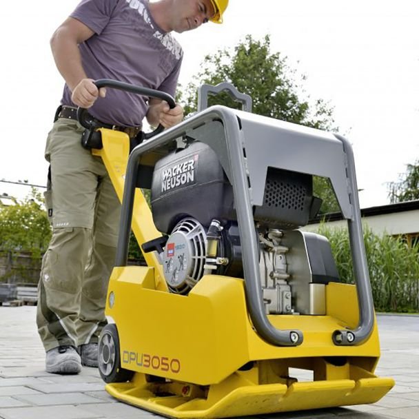 Wacker Neuson DPU3050He – placă compactoare reversibilă 30 kN, motor Hatz 1B30 diesel (5 kW), pornire electrică - imagine 5