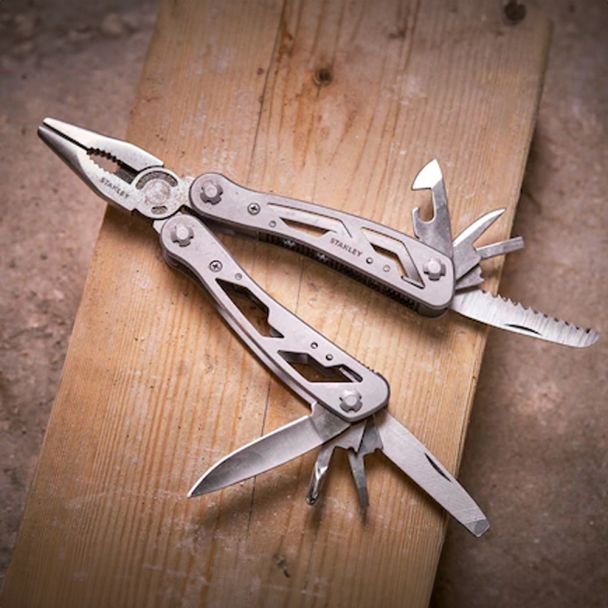Cleste multifunctional 12 in 1 Stanley 0-84-519, in toc textil cu agatatoare pentru curea