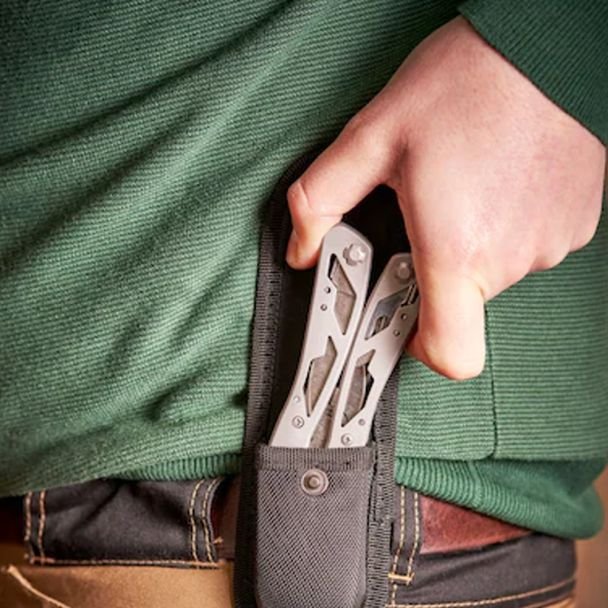 Cleste multifunctional 12 in 1 Stanley 0-84-519, in toc textil cu agatatoare pentru curea