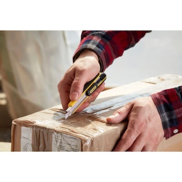 Cuțit cu lamă segmentată, cu cartuș STANLEY® FATMAX® 9 mm, 0-10-475