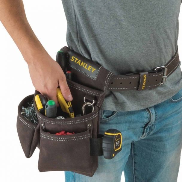 Curea din piele Stanley STST1-80119, maro inchis, 130 x 2.5 x 6.5 cm