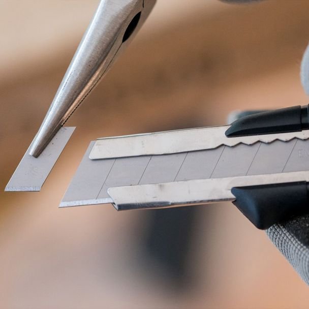 Cutter Stanley 1-10-418, 18 mm, 165 mm, vrac