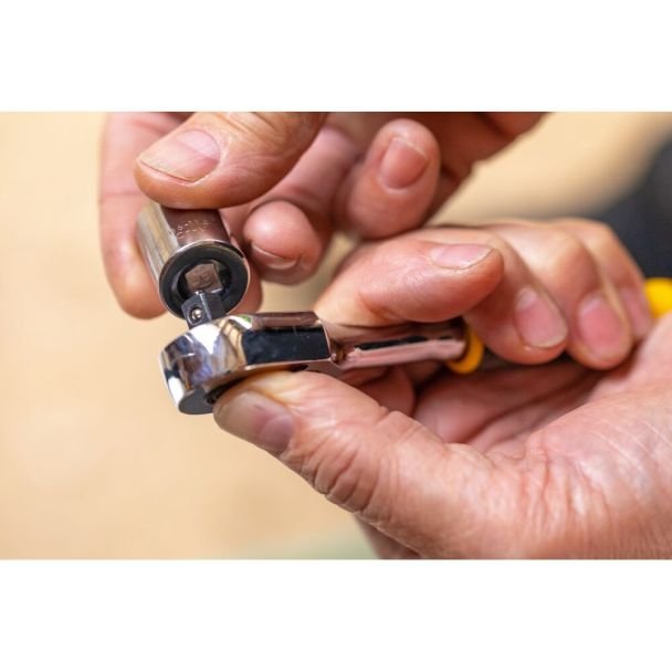 Set cheie cu clichet Stanley STMT82670-0, 3/8", 10 chei tubulare 8-17 mm