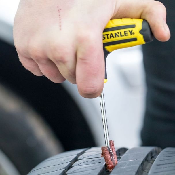 Set reparatie pneuri Stanley STHT80891-0