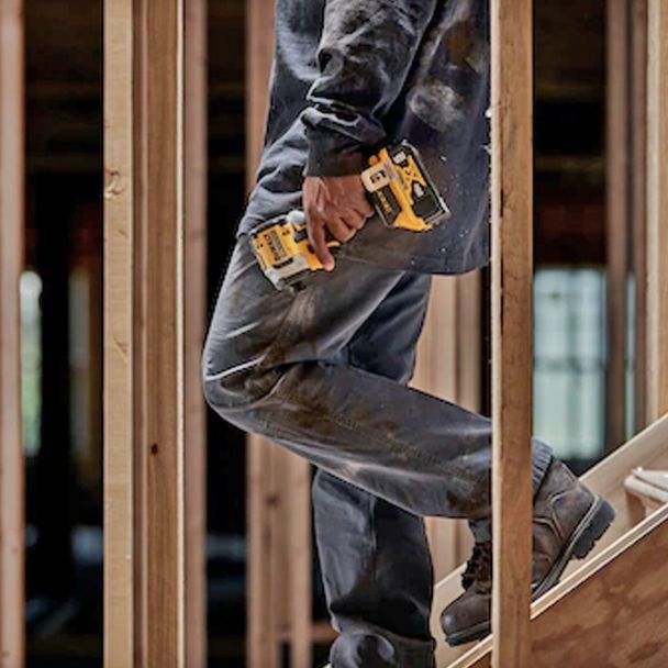 DeWalt, Dewalt DCF850P2LRT – Mașină compactă de înșurubat cu impact 205 Nm, 2x Acumulatori XR 18V 5.0Ah Lanyard Ready + Încărcător în valiză TSTAK
