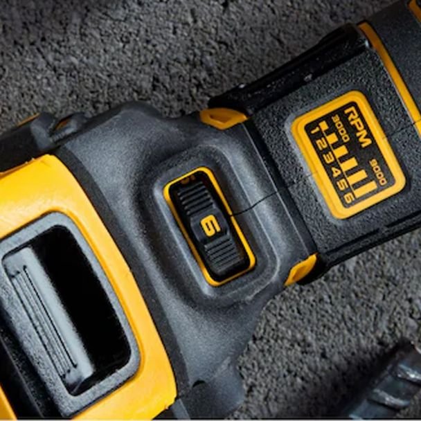DeWalt, DeWalt DCG409VSNT - Polizor unghiular 125 mm - 3.000–9.000 rot/min - Compatibil acumulatori 18V XR - Valiză TSTAK