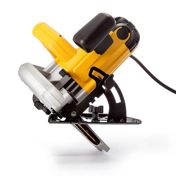 DeWalt, Fierăstrău circular manual DeWalt DWE560, 1350 W, pânză 184x16 mm, adâncime de tăiere 65 mm