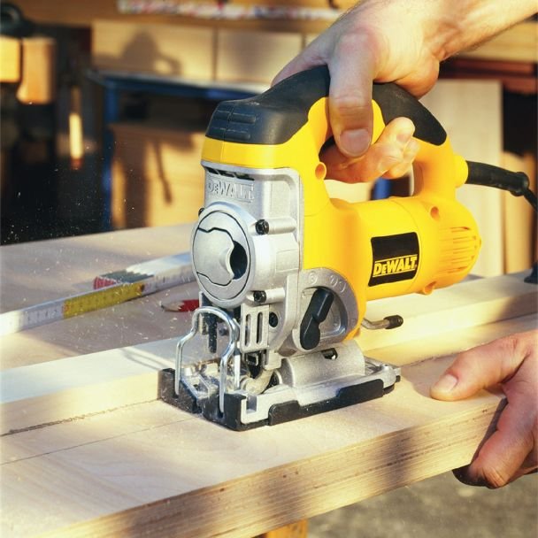 DeWalt, Fierăstrău pendular DeWalt DW331KT, 0-3100 cpm, 701 W, 130 mm, cutie TSTAK II
