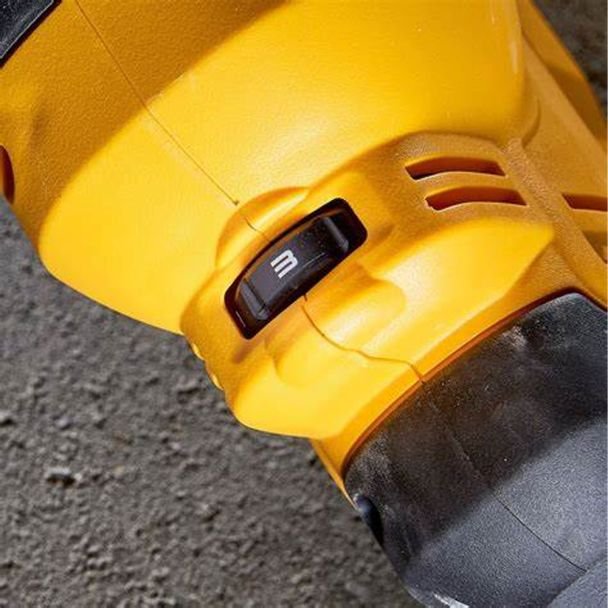 DeWalt, Mașină de șlefuit tip girafă DeWalt DWE7800, 450 W, disc 225 mm, 1.200–2.400 rpm