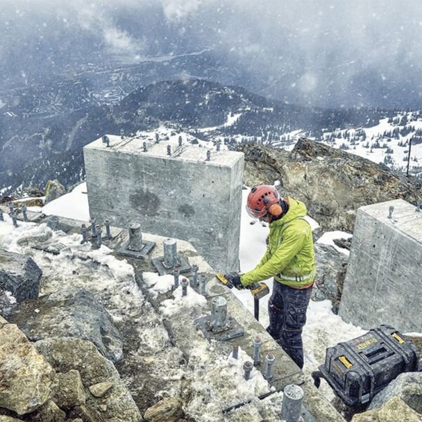 DeWalt, Polizor unghiular DeWalt DCG418N | 125 mm | Compatibil cu acumulatori Li‑Ion XR Flexvolt 54V | Fără fir (pe baterie) | Pentru tăiere și șlefuire