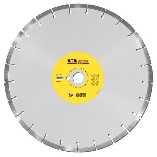 Disc diamantat universal Wacker Neuson BTS UNIVERSAL 300 C | 300x20x8 mm | pentru tăiere beton și asfalt | performanță universală | pentru maşini de tăiat 300 mm