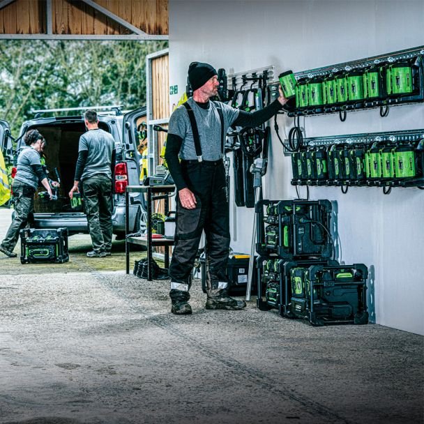 Ego, Kit încărcător rapid EGO PGX1602E-H, 56 V, 24 A, 1600 W pentru acumulatori EGO ARC Lithium™