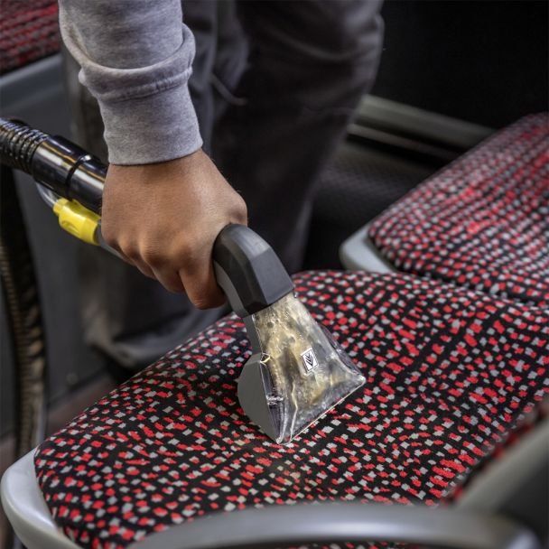 Karcher, Aspirator cu spălare Karcher Puzzi 8/1, 1200 W, 270 mbar, 12–18 m²/h