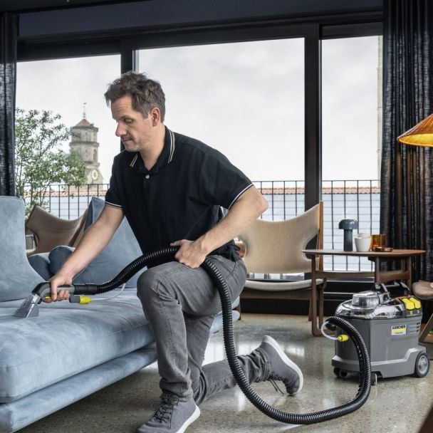 Karcher, Aspirator cu spălare Karcher Puzzi 8/1, 1200 W, 270 mbar, 12–18 m²/h