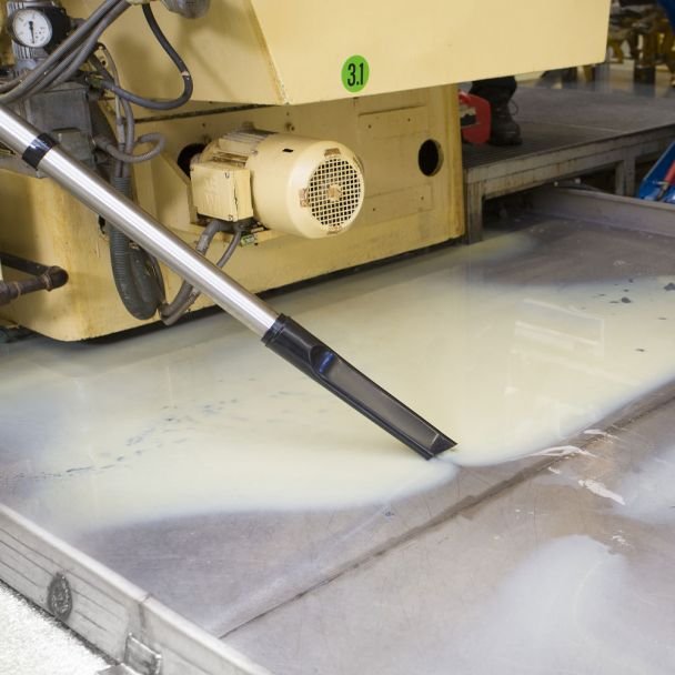 Karcher, Aspirator industrial Karcher IVR-L 100/24-2 Tc Dp pentru lichide și șpan, 9.989-400.0