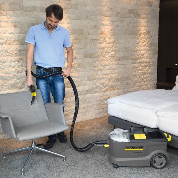 Karcher, Aspirator profesional cu spălare Karcher Puzzi 10/1 EU, 1250 W, 10+9 L, duză tapițerie și duză podea, cod 1.100-130.0