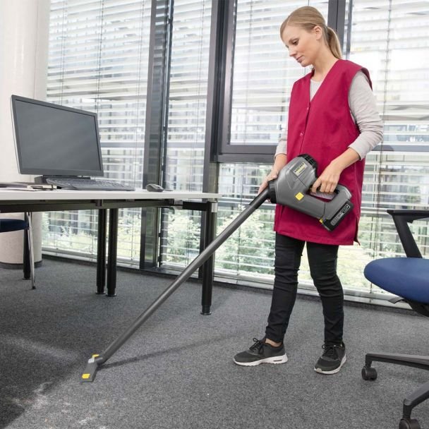 Karcher, Aspirator profesional Kärcher HV 1/1 Bp Fs INT, 0.9 l, compatibil cu acumulatori 18 V