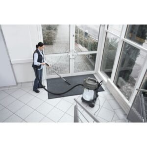 Karcher, Aspirator profesional umed-uscat | Karcher NT 70/2 Me Classic Edition EU | Putere 2300 W | Capacitate 70 l | Uz profesional, ateliere şi industrie