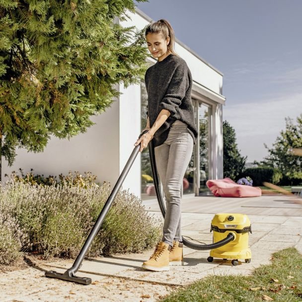 Karcher, Aspirator umed-uscat Karcher WD 2 Plus V-12/4/18 – 230 V, 1000 W, 12 l, recipient din plastic