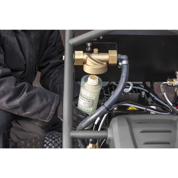 Karcher, Karcher HD 9/50-4 — aparat de curățat cu apă rece sub presiune, 500 bar, 500–900 l/h