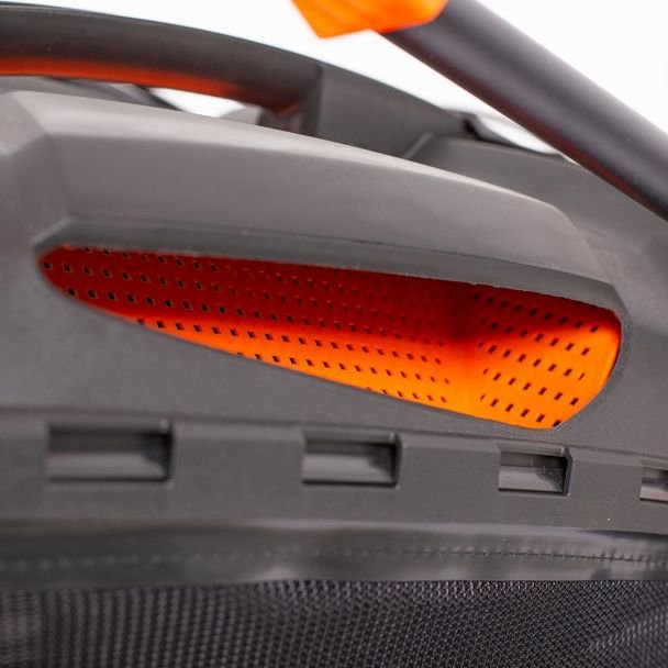 Mașină de tuns gazon autopropulsată Greenfield G-MTG531ARW-TX | Motor benzină 5.36 CP | Lățime de lucru 52.5 cm, 7 trepte de tăiere | Sac colector 67 L | Performanță puternică...