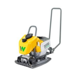 Placă compactoare unidirecțională Wacker Neuson APS1340we, compatibilă cu acumulator 51 V, 13 kN, 770 m², rezervor apă 8 L