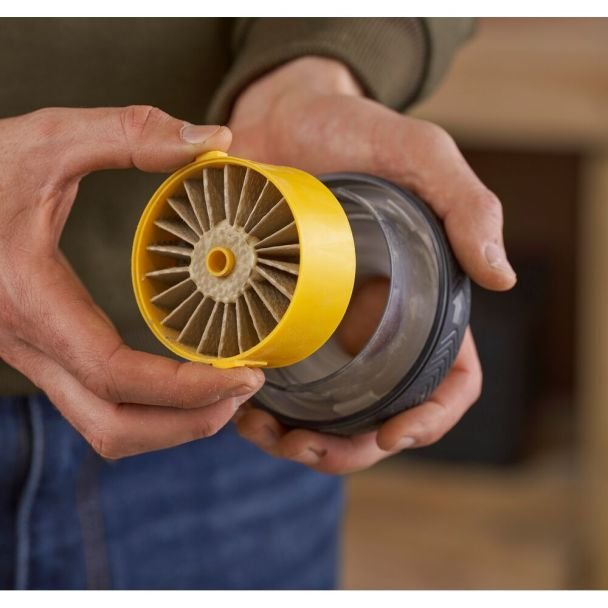 Stanley, Aspirator vertical Stanley FatMax V20 SFMCVS001D1, 1270 l/min, 1 acumulator Li‑Ion 18V / 2.0 Ah, încărcător inclus