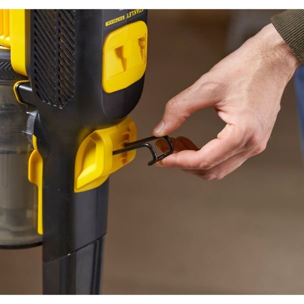 Stanley, Aspirator vertical Stanley FatMax V20 SFMCVS001D1, 1270 l/min, 1 acumulator Li‑Ion 18V / 2.0 Ah, încărcător inclus