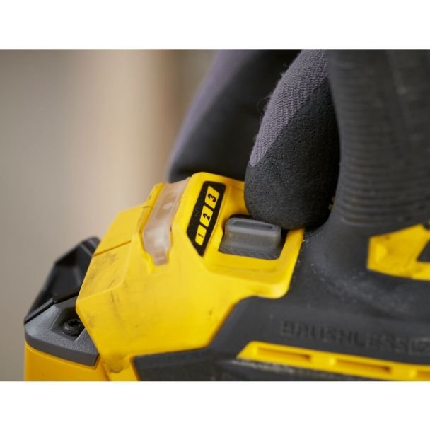 Stanley, Mașină de înșurubat cu impact Stanley SFMCF830B, compatibilă cu acumulatori 18 V, cuplu maxim 203 Nm, hex 1/4