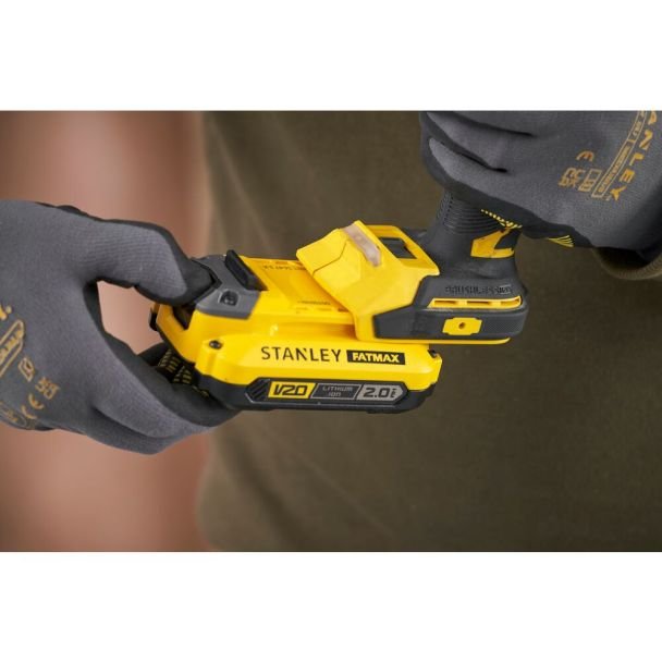 Stanley, Mașină de înșurubat cu impact Stanley SFMCF830B, compatibilă cu acumulatori 18 V, cuplu maxim 203 Nm, hex 1/4