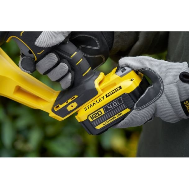 Stanley, Trimmer pentru gard viu Stanley FatMax V20 SFMCHT855M1 - 1 acumulator 18V / 4.0 Ah, încărcător, lamă 55 cm