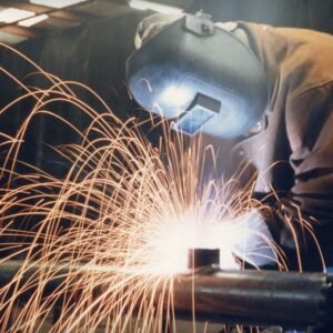 Telwin, Telwin MAXIMA200SYNERGIC | Aparat sudură MIG‑MAG synergetic | 170 A, sârmă oțel 0.6–0.8 mm | Accesorii incluse | Ideal pentru lucrări metalice și reparații