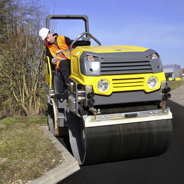 Wacker Neuson, Cilindru vibro-compactor - Wacker Neuson RD24 100 DPF - 2475 kg - Motor Kubota - 1000 mm