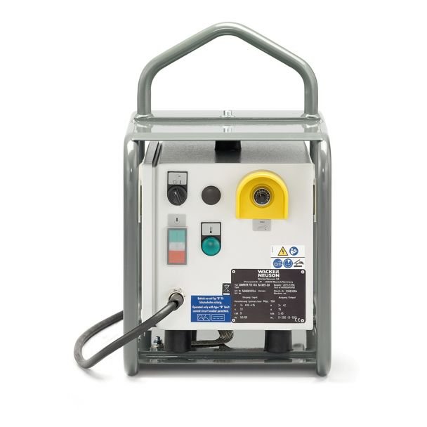 Wacker Neuson, Convertizor frecvență Wacker Neuson FUE-M/S 75A | Curent ieșire 75 A | Tensiune ieșire 42 V | 6 prize 32 A | 6CEE-32A