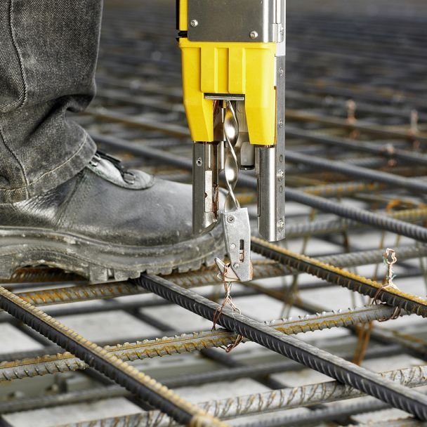 Wacker Neuson, Mașină de legat armături Wacker Neuson DF16 — magazie 77 legături, capacitate 1.000 noduri/h