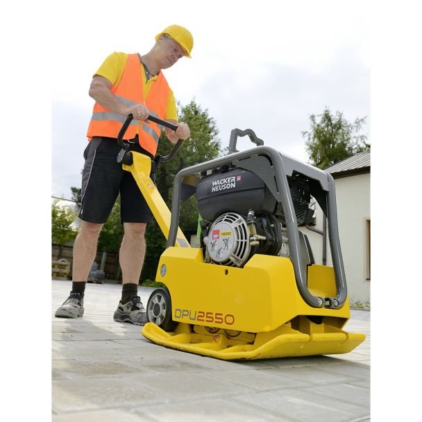 Wacker Neuson, Placă compactoare reversibilă - Wacker Neuson DPU2550H - Diesel - Greutate 166 kg - Forță de impact 25 kN