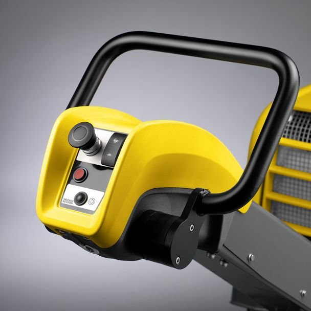 Wacker Neuson, Placă compactoare reversibilă - Wacker Neuson DPU80Lec770 - diesel, răcire cu apă - 773 kg, forță de impact 80 kN - pornire electrică, sistem Compatec