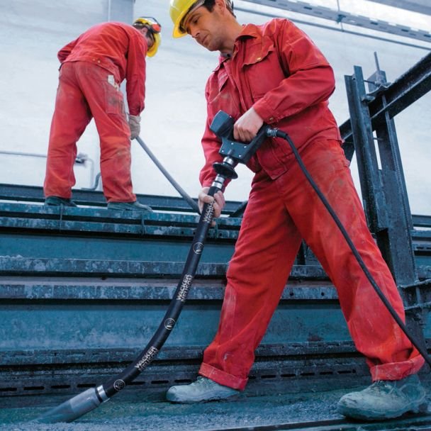 Wacker Neuson, Vibrator de beton Wacker Neuson IRSE-FU45/230 Laser, convertizor integrat, cap vibrant 45 mm, arbore flexibil 15 m