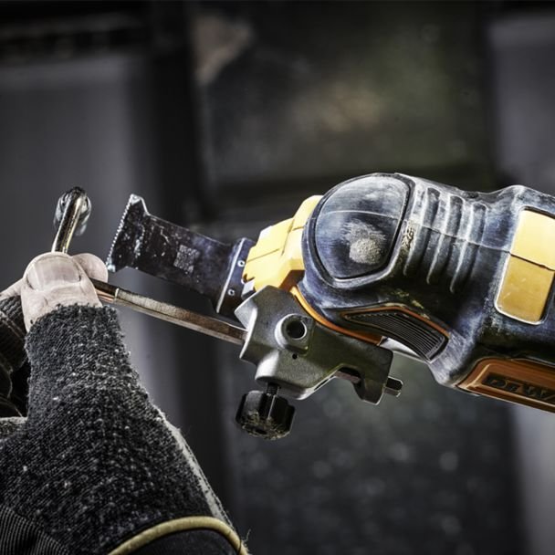 DeWalt, Mașină multifuncțională DeWalt DCS356N compatibilă cu acumulatori Li-Ion 18V/54V
