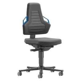 Scaun de lucru Nexxit 2, negru, mâner albastru, mecanism SuperTec, reglabil 450–600 mm — 9033-SP01-3277