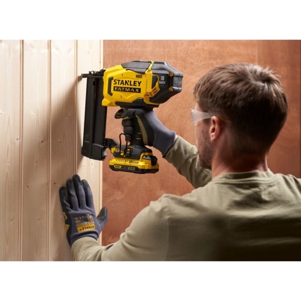 Stanley, Capsator Stanley SFMCN618B, compatibil cu acumulatori Li-Ion 18 V, pentru capse 18 GA