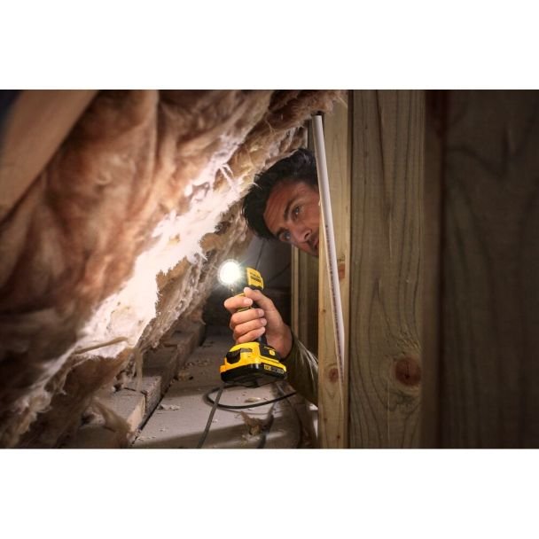 Stanley, Lanternă LED compactă Stanley FatMax V20 SFMCL020B, compatibilă cu acumulator 18 V, 140 lumeni