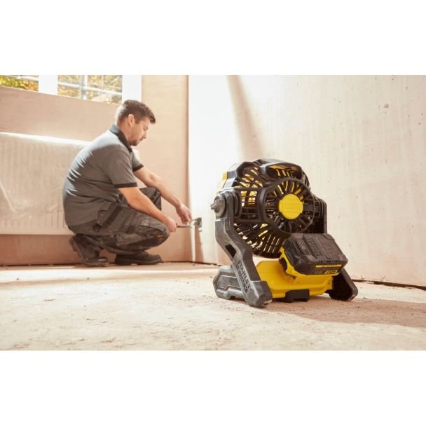 Stanley, Ventilator Stanley FATMAX SFMCE001B, compatibil cu acumulatori 18 V, debit 1100 mc/h, diametru 178 mm