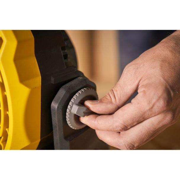 Stanley, Ventilator Stanley FATMAX SFMCE001B, compatibil cu acumulatori 18 V, debit 1100 mc/h, diametru 178 mm