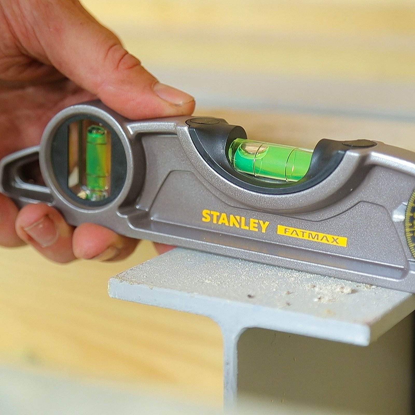 Nivelă magnetică Stanley Fatmax 0-43-609 – 250 mm, 3 fiole - imagine 5
