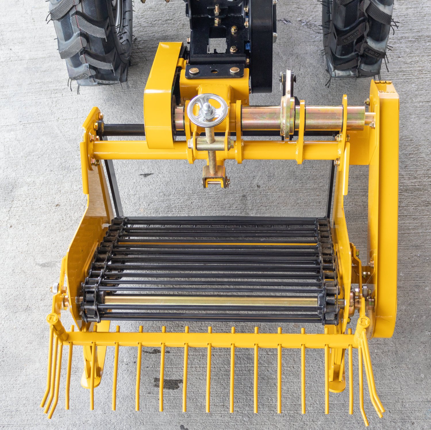 Utilaj de recoltat cartofi Progarden pentru minitractor Campo T V27 – 1 rând, 54 cm - imagine 4