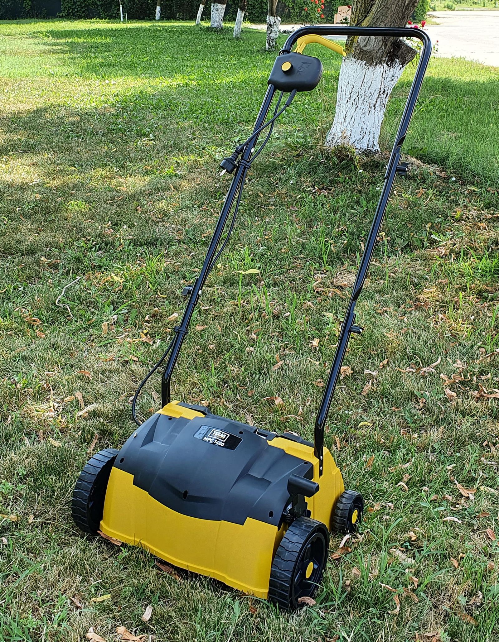 Scarificator-aerator electric Texas MPC 1400 2 în 1 – 1400 W, 32 cm, sac 35 l - imagine 10