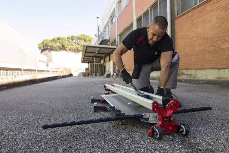 Mașină manuală de tăiat gresie Rubi TZ-1550 – 155 cm