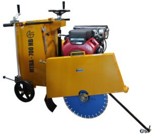 Mașină de tăiat beton și asfalt AGT ATB 700/25 – motor Honda GX 630