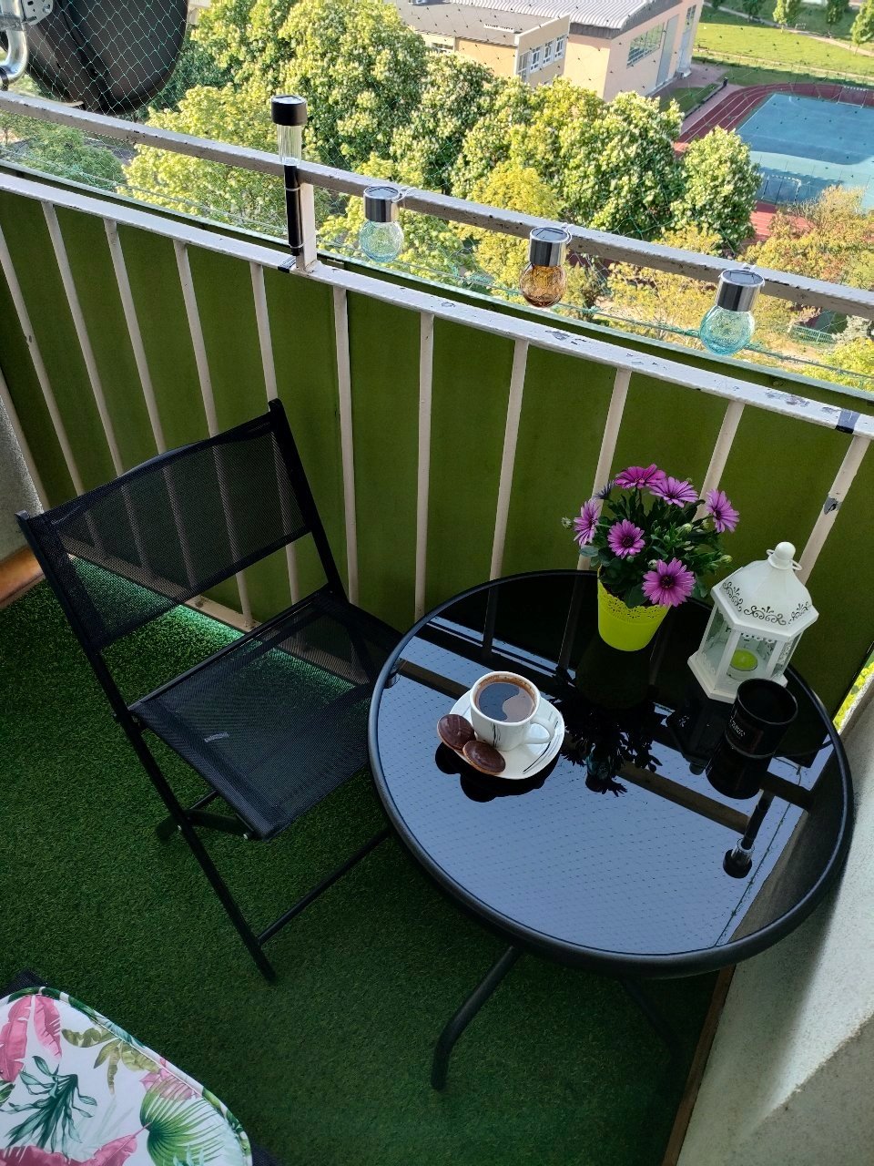 Set mobilier grădină Oneiro GO-O15A – masă cu blat de sticlă și 2 scaune pliabile, negru - imagine 3
